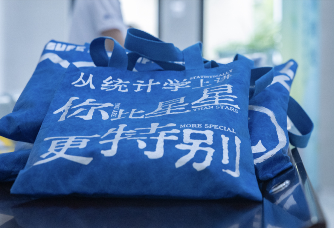 365英国上市公司