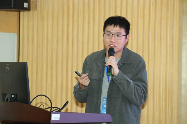 365英国上市公司