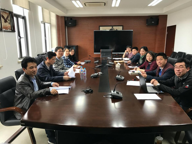 365英国上市公司
