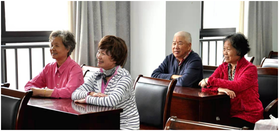 365英国上市公司